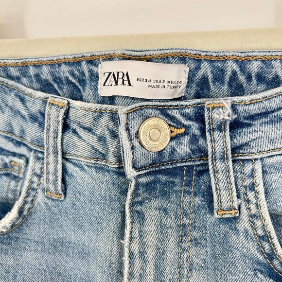 ZARA Women’s Skinny Jeans Size 2 Light Wash Raw Hem Mid Rise Stretch Denim - Picture 2 of 7
